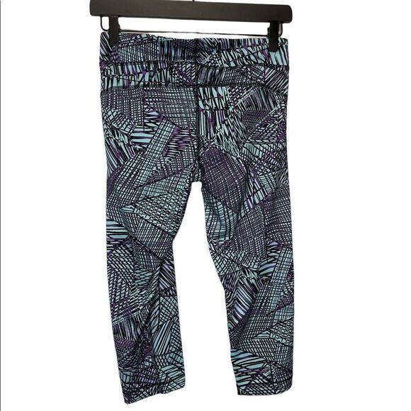 Under Armour Girls Crop Leggings Size Youth Large - Picture 3 of 5